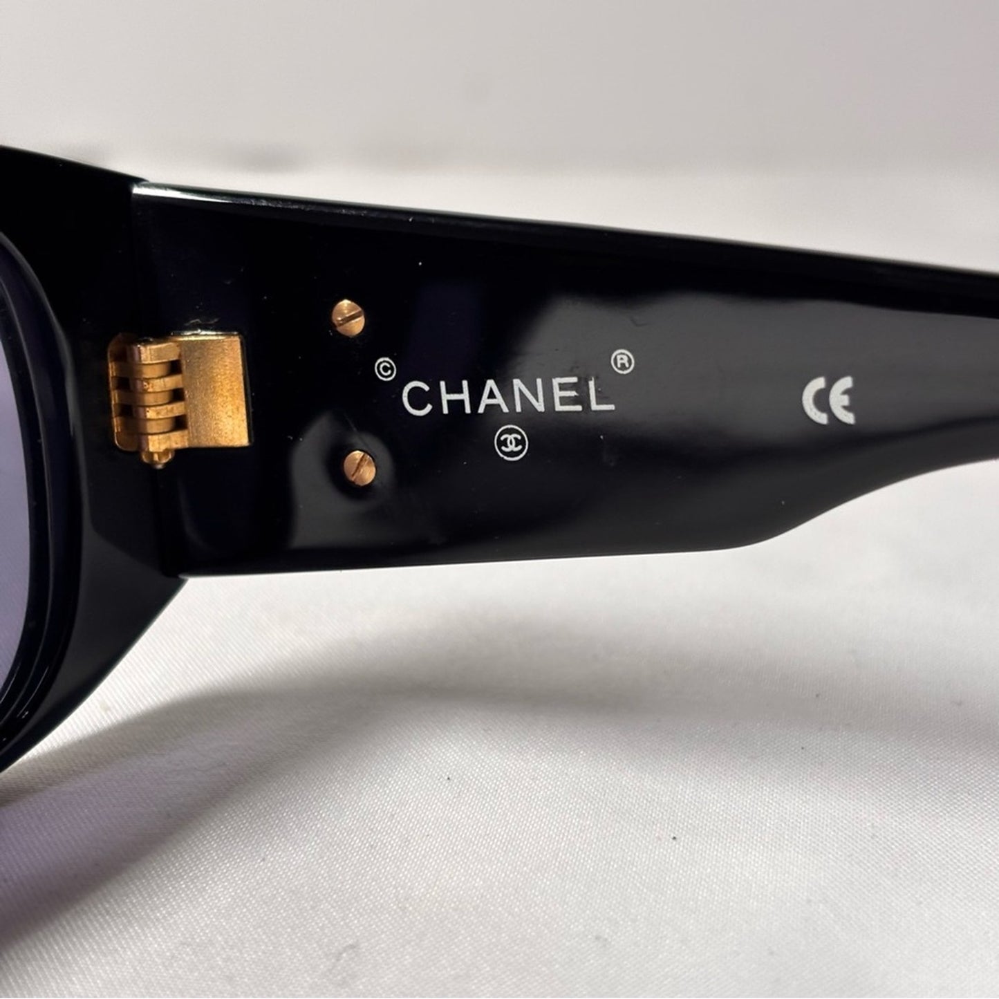 Chanel Interlocking CC Logo Square Black and Gold Sunglasses set✨