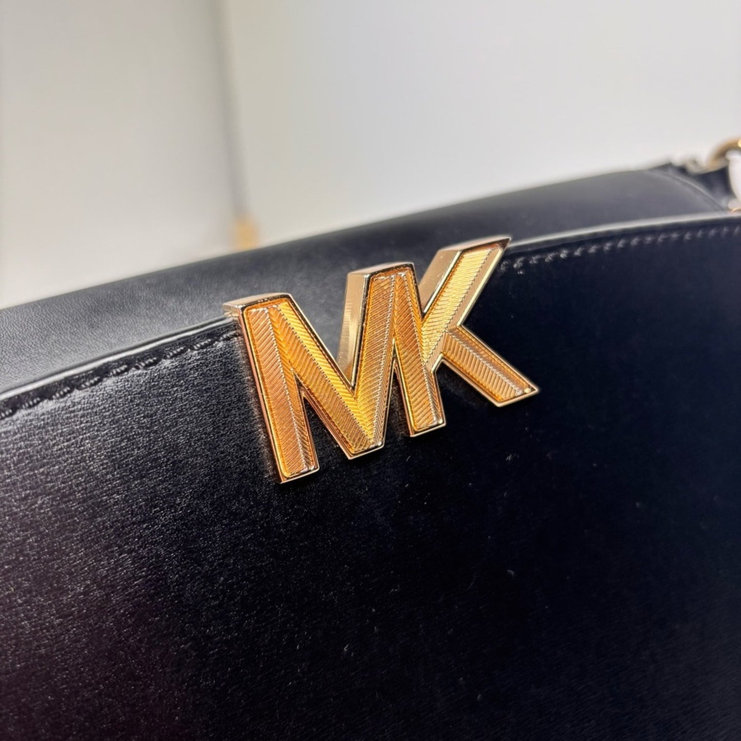 Michael Kors Karlie Medium Leather Black Satchel and crossbody bag ✨