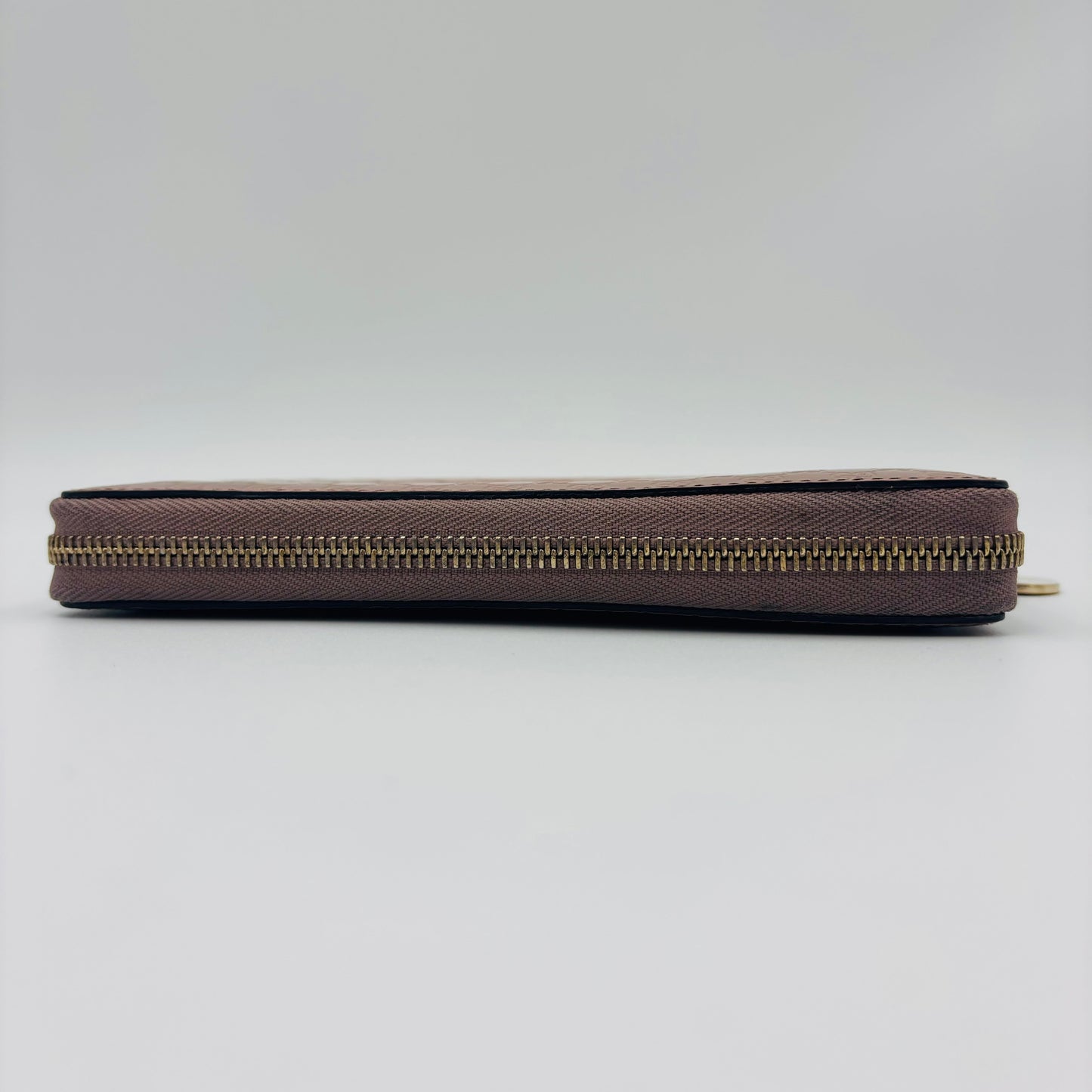 Gucci Metallic Microguccissima Zip Around Heart Wallet Pink - Pre Owned ✨