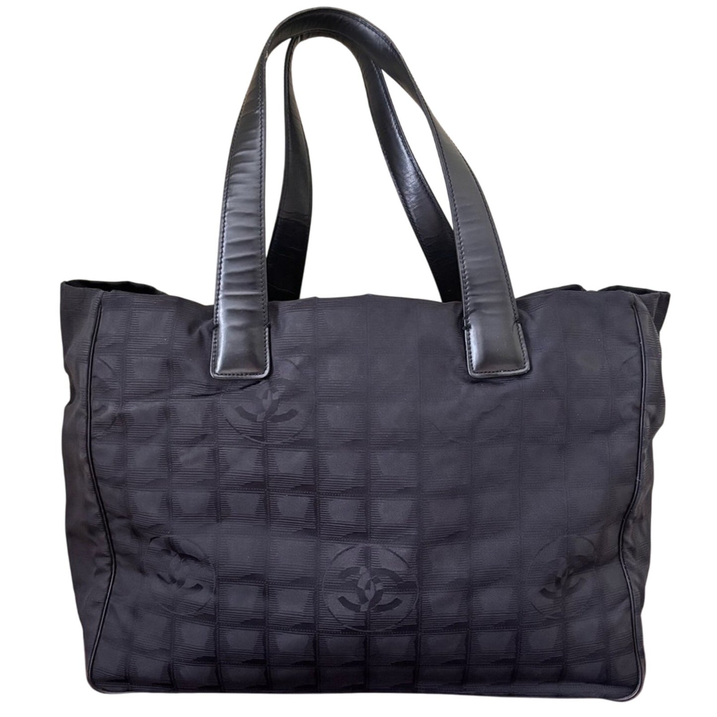 CHANEL New Travel Line Tote MM - Black Nylon Jacquard Leather Tote Bag ✨