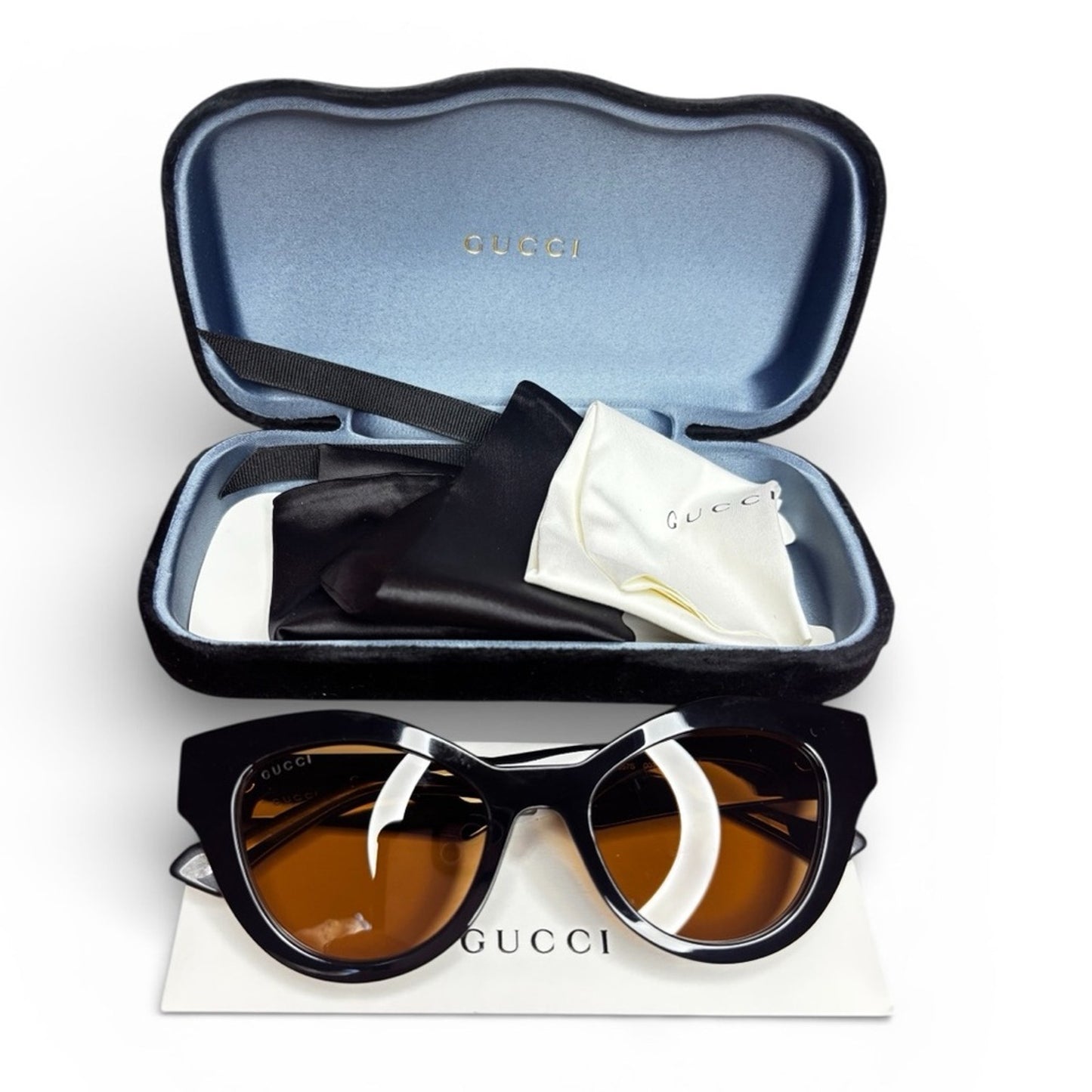 Gucci Cat Eye Black Sunglasses GG0957S ✨